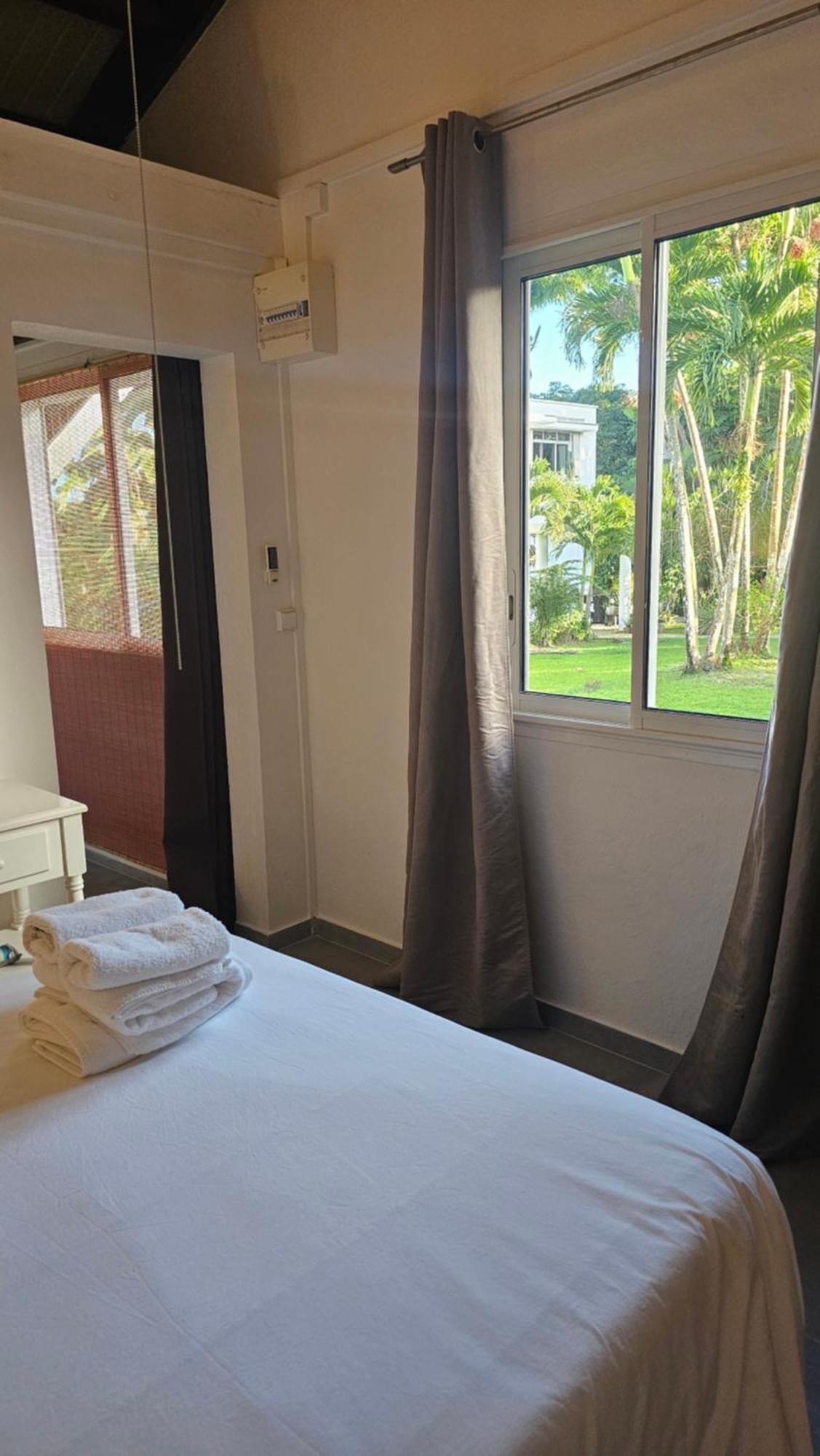 Habitation Villa Les Cassias 珀蒂堡 外观 照片