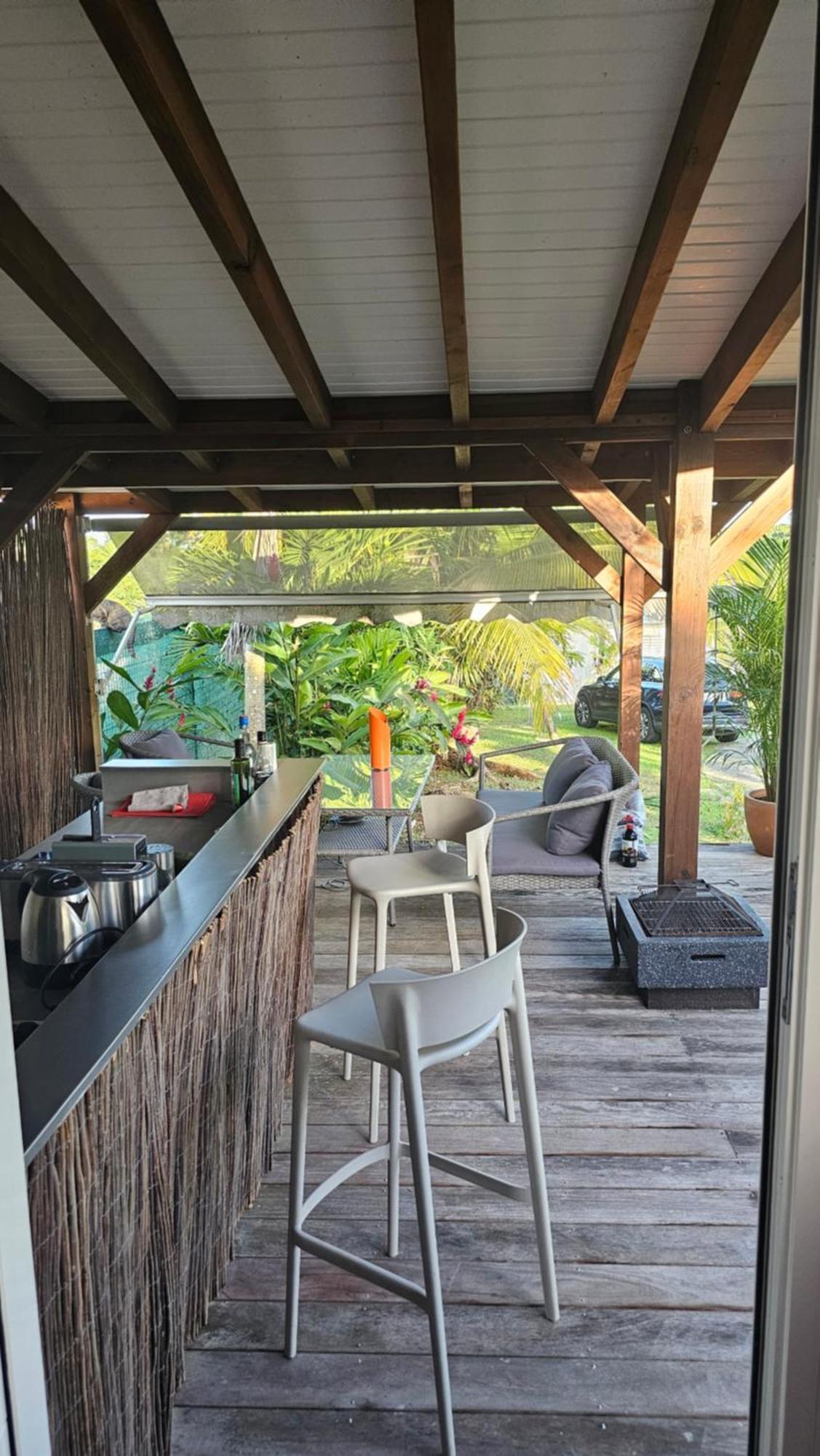 Habitation Villa Les Cassias 珀蒂堡 外观 照片