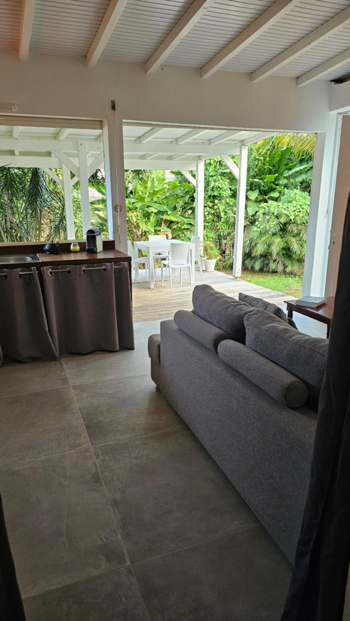 Habitation Villa Les Cassias 珀蒂堡 外观 照片