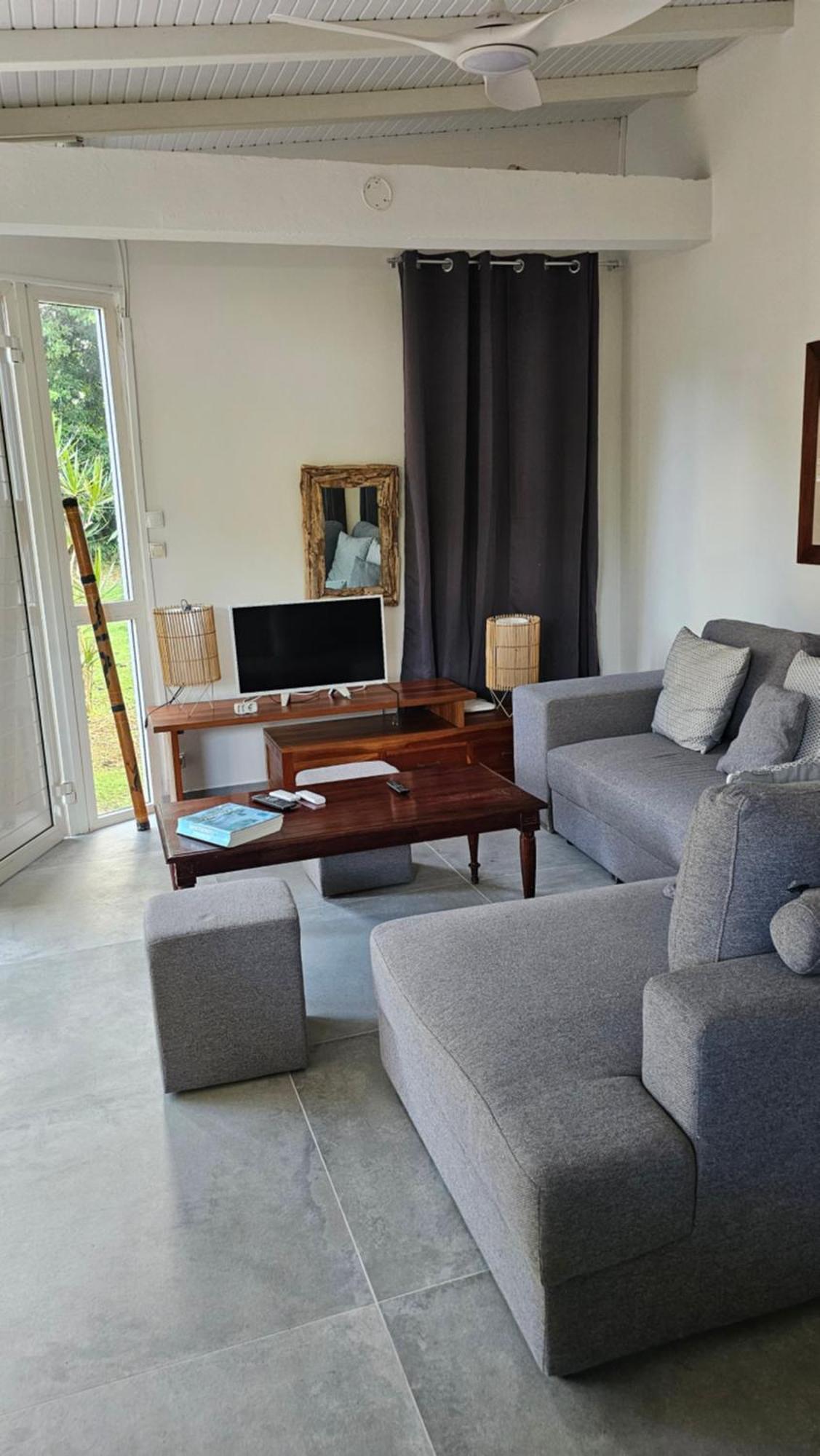 Habitation Villa Les Cassias 珀蒂堡 外观 照片