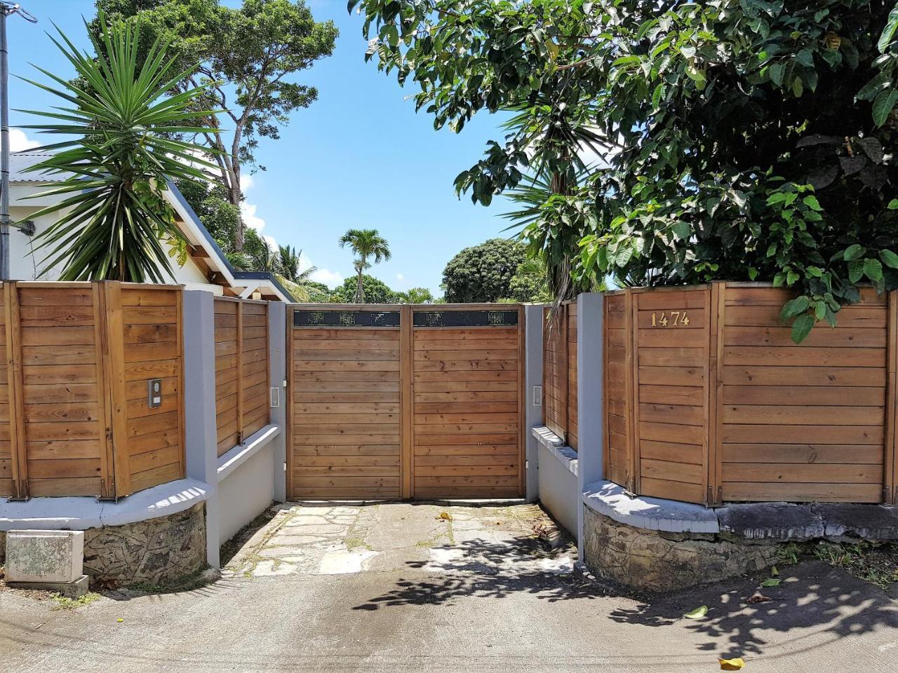 Habitation Villa Les Cassias 珀蒂堡 外观 照片